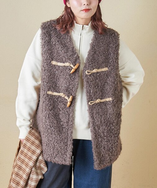 カーリーファー トグルボタン Vネック ベスト