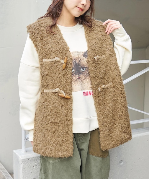 カーリーファー トグルボタン Vネック ベスト