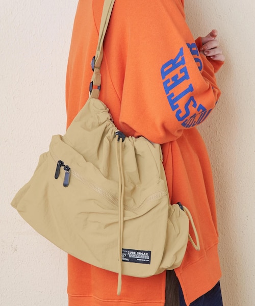 ナイロン 変形 ショルダーバッグ｜キューブシュガーの通販