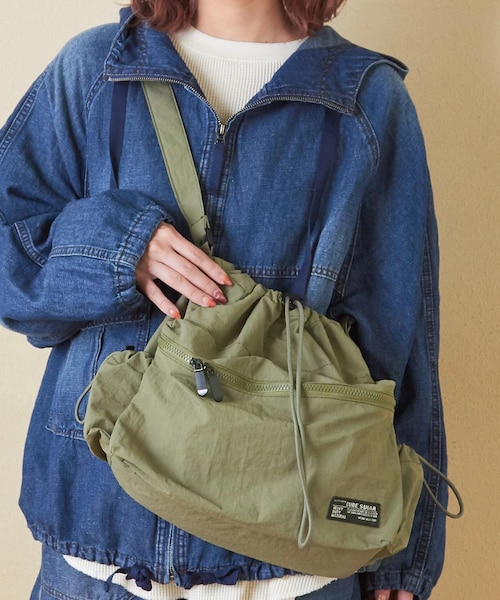 ナイロン 変形 ショルダーバッグ｜キューブシュガーの通販