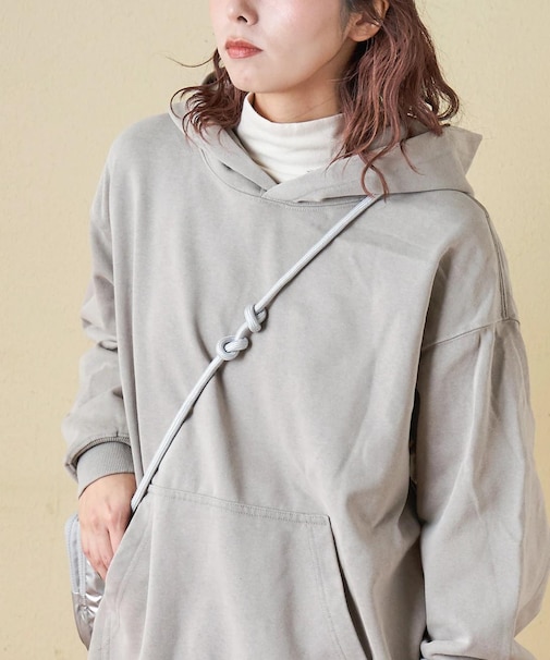 WEB限定 evo. (エボ) ピグメント加工 スウェット プルオーバーパーカー