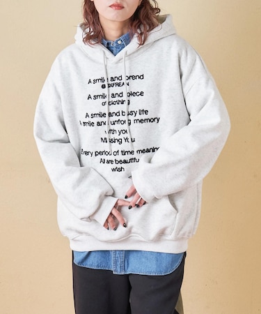 WEB限定 evo. (エボ) 裏フリース スウェット チェーン刺繍 プルオーバーパーカー