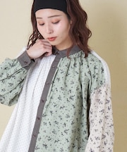 ソフトツイル 総柄 プリント ギャザーシャツ