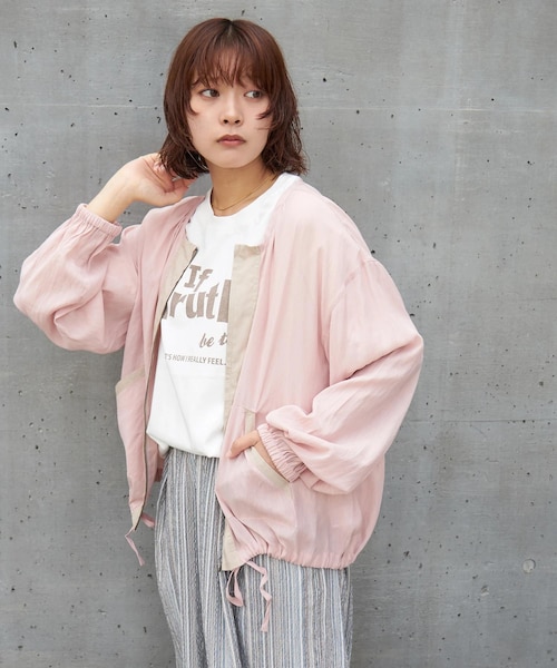 ❤️週末SALE❤️ ❤️ ピンク ジップアップジャケット ドライタッチ シアー ノーカラー ジップアップ ブルゾン｜キューブ