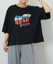 オールドスポーツライク グラフィックロゴ ワイド Tシャツ