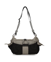 トラベル クロスボディ