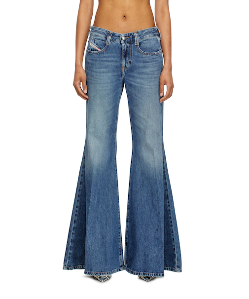 ウィメンズ デニムパンツ FLARE 1970 D-BLEESS L.30