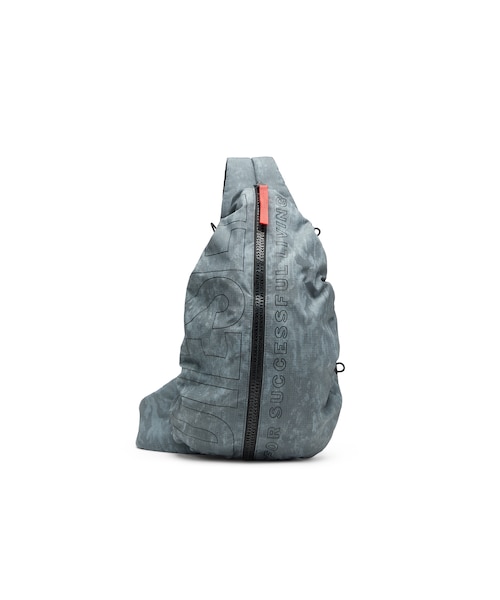 正規品ディーゼル　スリングバッグ　39600円 メンズ スリングバッグ ZIP-D SLING BAG X｜ディーゼルの通販｜&mall