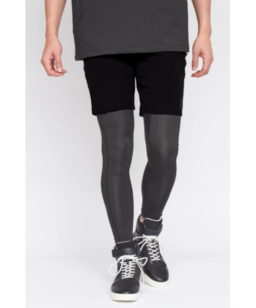 TORNADO MART∴グラフィカルショートパンツ