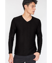 TORNADO MART∴タックボーダージャガードVネックカットソー