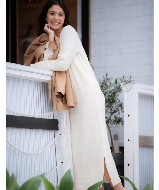 長袖ロングワンピース