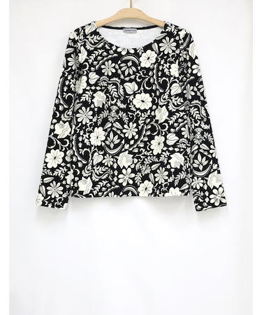 長袖プルオーバー