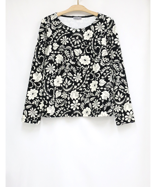 長袖プルオーバー