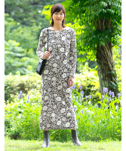 長袖プルオーバー