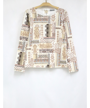 長袖プルオーバー