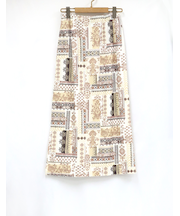 スリット入ロングスカート