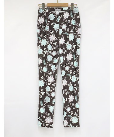 タイトスリムパンツ