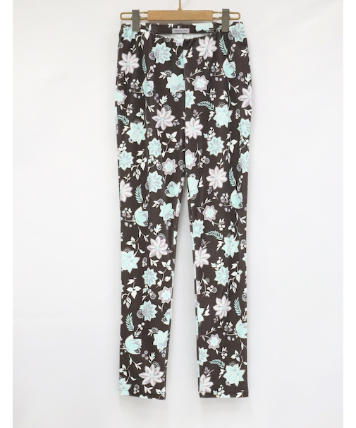 タイトスリムパンツ