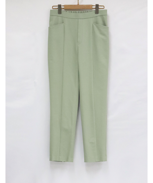 美・シルエットパンツ