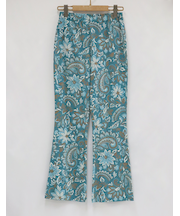 ブーツカットパンツ