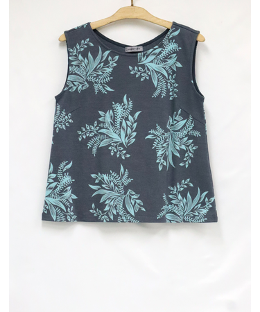 ノースリーブプルオーバー