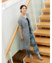 ブーツカットパンツ