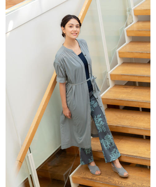 ブーツカットパンツ