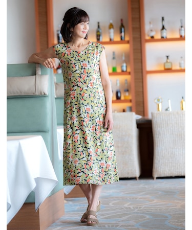 フレンチスリーブワンピース