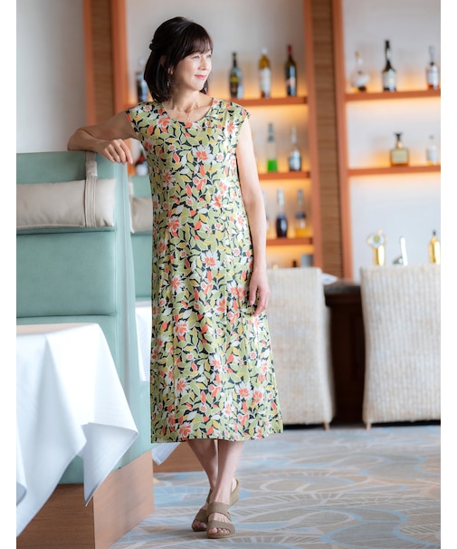 フレンチスリーブワンピース