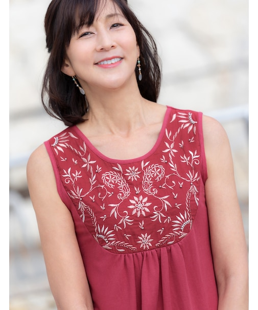 ビーズ刺しゅうノースリーブロングワンピース