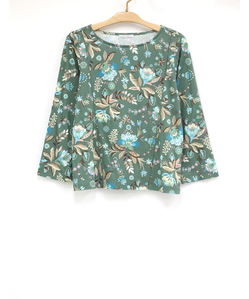 8分袖プルオーバー