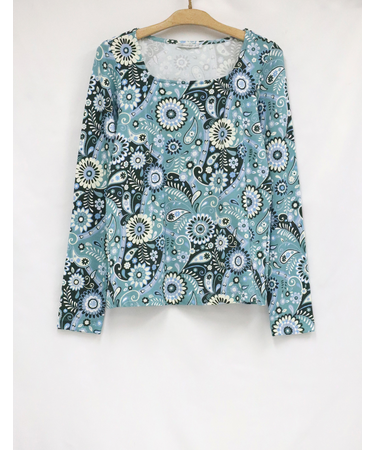 長袖プルオーバー