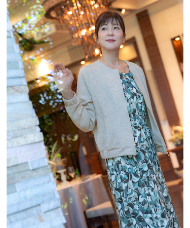 ジップアップブルゾン