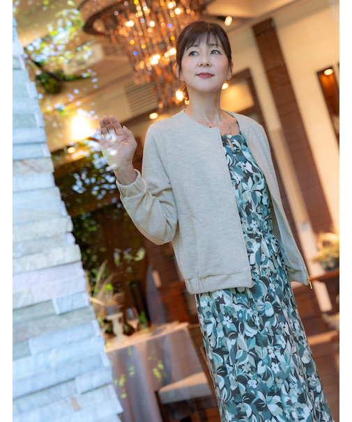 ジップアップブルゾン