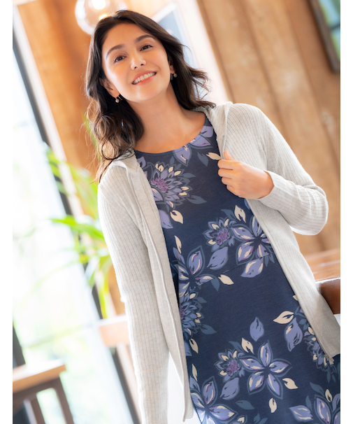 ジップアップ長袖ニットパーカー