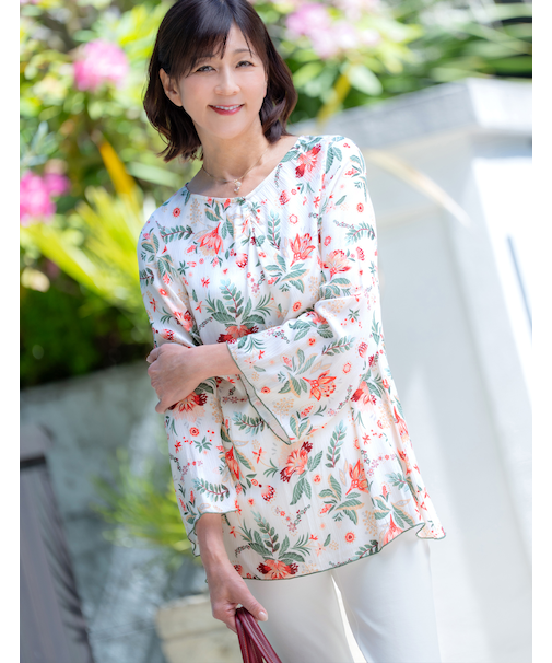 8分袖チュニックブラウス