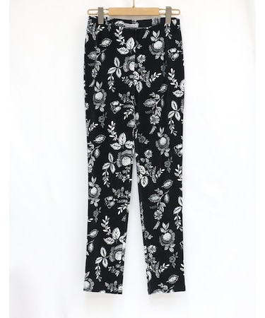 タイトスリムパンツ