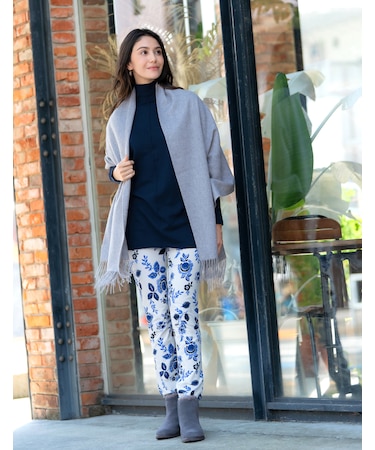 タイトスリムパンツ