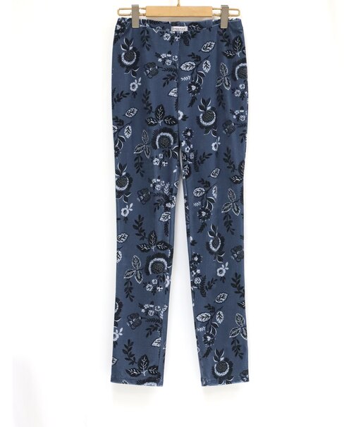 タイトスリムパンツ