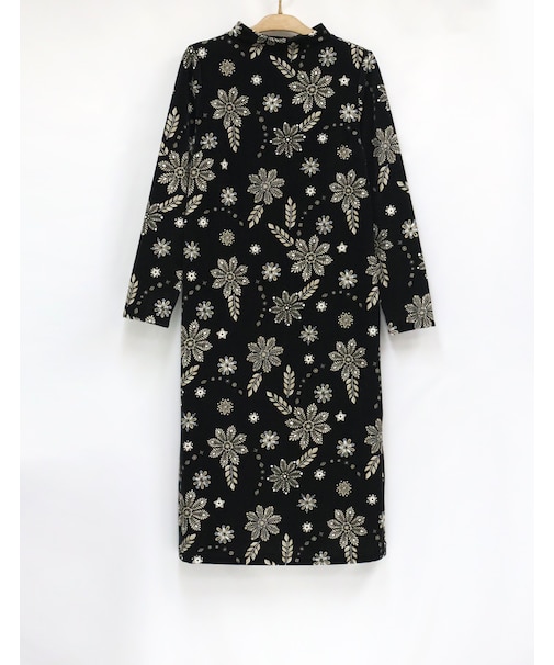 長袖ワンピース