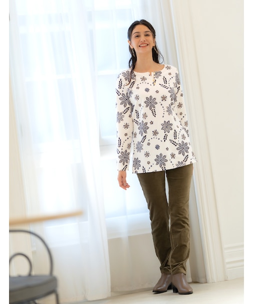 タイトスリムパンツ