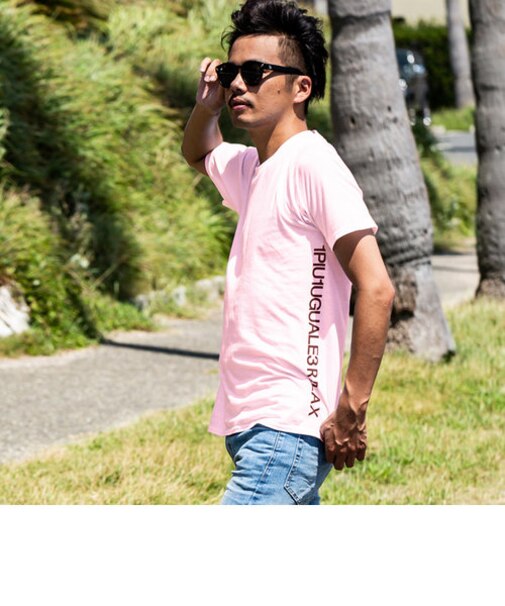 1PIU1UGUALE3 RELAX(ウノピゥウノウグァーレトレ)  サイドロゴプリントTシャツ