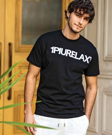 1PIU1UGUALE3 RELAX(ウノピゥウノウグァーレトレ リラックス)ペイズリーロゴ半袖Tシャツ