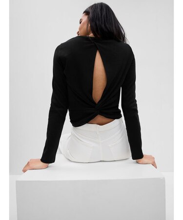 モダン ツイストバック Tシャツ