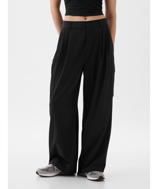 Gapfit ハイライズ ランアラウンド カーゴジョガーパンツ