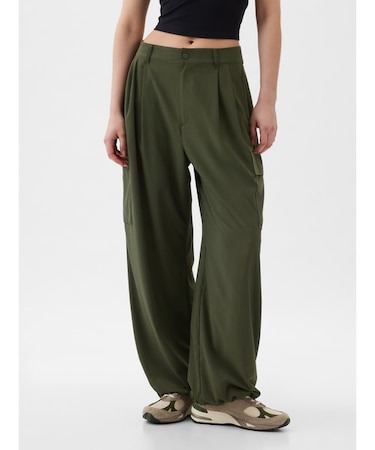 Gapfit ハイライズ ランアラウンド カーゴジョガーパンツ