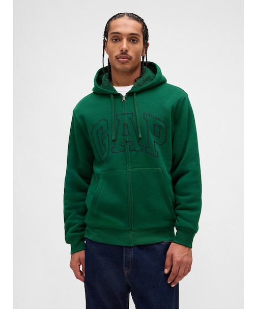 リラックスフィット GAPロゴ 裏ボア ジップアップパーカー