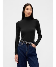 フェザーウェイト タートルネックカットソー