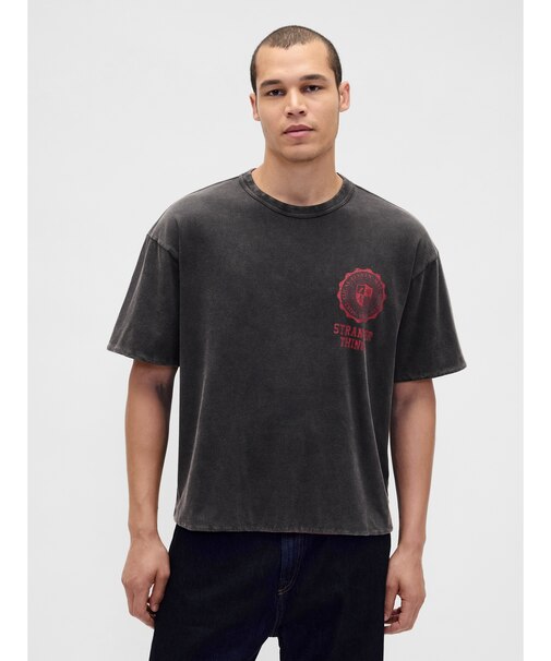 ストレンジャー・シングス リバーシブル グラフィックTシャツ (ユニ 