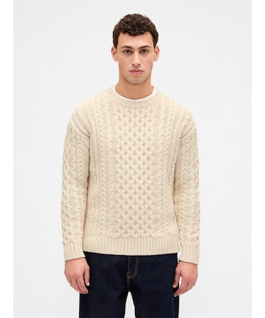 リラックスフィット ケーブルニットセーター